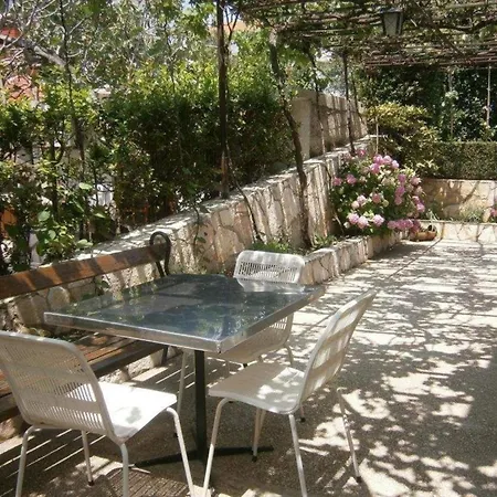 Ferienwohnung In Mit Garten, Grill Und Terrasse Apartamento *